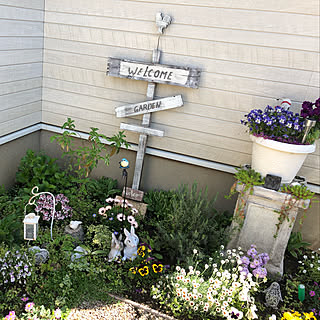 花壇ｄｉｙ 花壇を緑いっぱいにしたいのインテリア 手作りの実例 Roomclip ルームクリップ