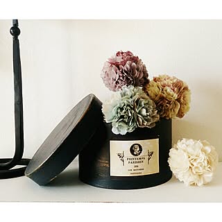 キャンドゥ ペーパーフラワーのおしゃれなアレンジ 飾り方のインテリア実例 Roomclip ルームクリップ