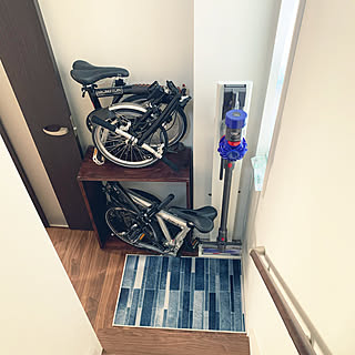 ダイソン収納/ダイソン/狭い家/小さな家/黒い家...などのインテリア実例 - 2020-01-11 12:38:12