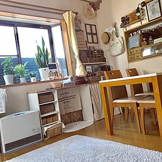部屋全体/ダイソー/セリア/ほぼ100均/RCとの出会いに感謝...などのインテリア実例 - 2017-04-13 08:29:14