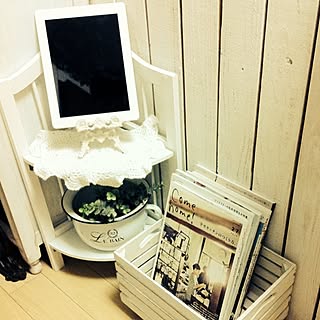 キッチン/読みかけの雑誌置き場/インテリア雑誌/雑誌収納/Come home!...などのインテリア実例 - 2013-10-15 18:35:36