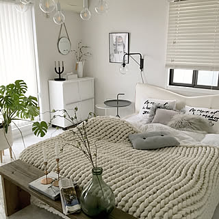 ベッド周り/ホワイトインテリア/chunky knit blanket/インスタ→orie927/海外インテリア...などのインテリア実例 - 2017-10-19 20:05:40