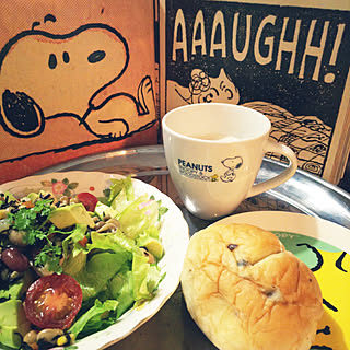 キッチン/スヌーピーの古本✨/いいね!ありがとうございます♪/フォローすごく嬉しいです♡/楽しい週末を♡ε٩( º∀º )۶зのインテリア実例 - 2018-07-21 07:23:28