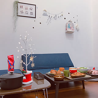 鋳物ホーロー鍋/フェイクグリーン/クリスマス/LEDツリー/カウチソファー...などのインテリア実例 - 2019-12-25 22:42:13