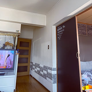 ダイソークッションシート/ダイソークッションレンガシート/ダイソー/襖リメイク/ステンシル...などのインテリア実例 - 2020-02-24 13:36:39