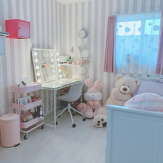 ぬいぐるみ ストライプの壁紙のおしゃれなアレンジ 飾り方のインテリア実例 Roomclip ルームクリップ