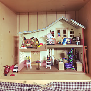 シルバニアファミリー フィギュアのまとめページ Roomclip ルームクリップ シルバニアファミリー フィギュアのまとめページ Roomclip ルームクリップ