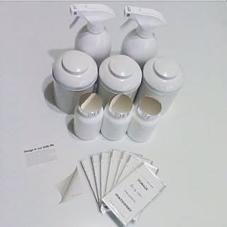 楽天で買ったもの/サプリメントボトル♥/スプレーボトル♥/ネームプレート♥/小さなティーキャニスター♥...などのインテリア実例 - 2017-03-31 21:13:02
