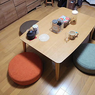 部屋全体/ひとり暮らし 1K/こたつテーブル/座れるクッション/床生活...などのインテリア実例 - 2019-08-12 20:24:04