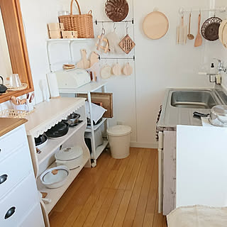 キッチン/カメラマーク消し/二世帯/部屋をキッチンにリフォーム/白と木...などのインテリア実例 - 2018-04-13 11:15:15