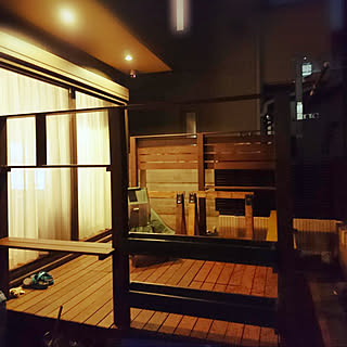 玄関/入り口/ウッドデッキ完成/旦那さんDIY/ハードウッド/プランターDIY...などのインテリア実例 - 2017-11-21 16:32:09