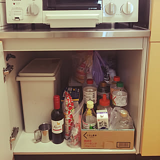 キッチン/米びつの収納場所/調味料収納/コンロの下/一人暮らし...などのインテリア実例 - 2018-04-15 16:09:07