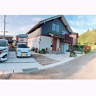 ガルバリウム 三角屋根の家のインテリア実例 Roomclip ルームクリップ