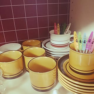 女性の、3LDK、家族住まいの「棚」についてのインテリア実例