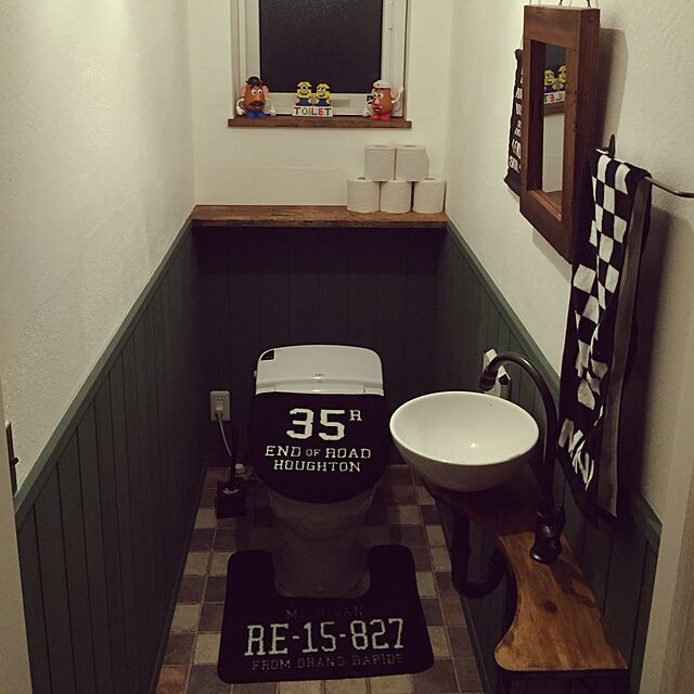 cocot-handmadeのインターフォルム-インターフォルム トイレマット ブラック"ガレージ"シリーズ - Garage - FL-1482BKの家具・インテリア写真