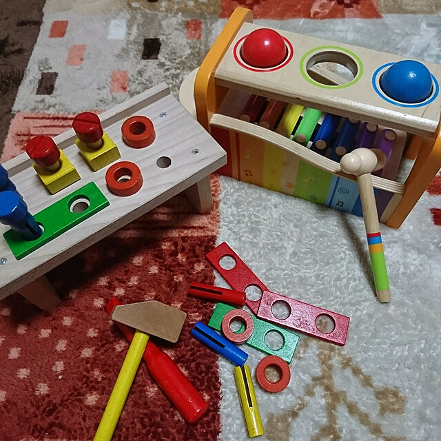 maronの-Hape ハペ社 木のおもちゃ パウンドアンドタップベンチ ボール叩き＆鉄琴 ハンマートイ 木製玩具 楽器玩具 ベビーの家具・インテリア写真