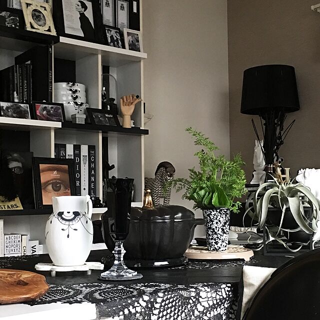 Noirの-Staub ストウブ　パンプキンココット （マットブラック）希少な限定カラーの黒の家具・インテリア写真