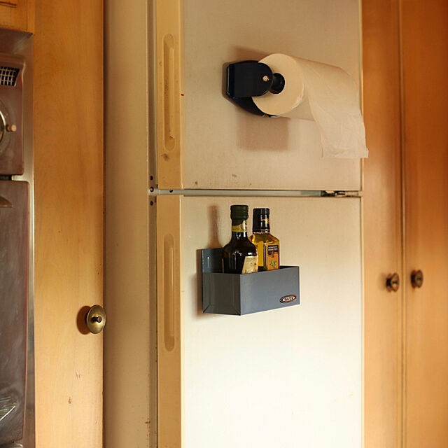 DULTONの-MAGNETIC PAPER TOWEL HOLDER NAVYの家具・インテリア写真