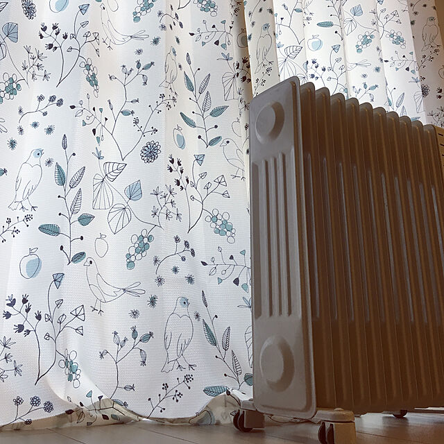 ohanaのニトリ-（1枚入り）花粉キャッチカーテン(キャッチCポム グリーン 100X178X1) の家具・インテリア写真