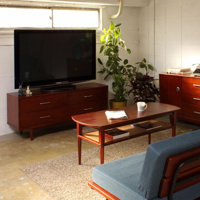 MyPlaceStoreの-カノン KANON TV台　 ローボード(引き出し) 収納 ミッドセンチュリーテイスト カリフォルニアスタイル　マホガニー材の家具・インテリア写真