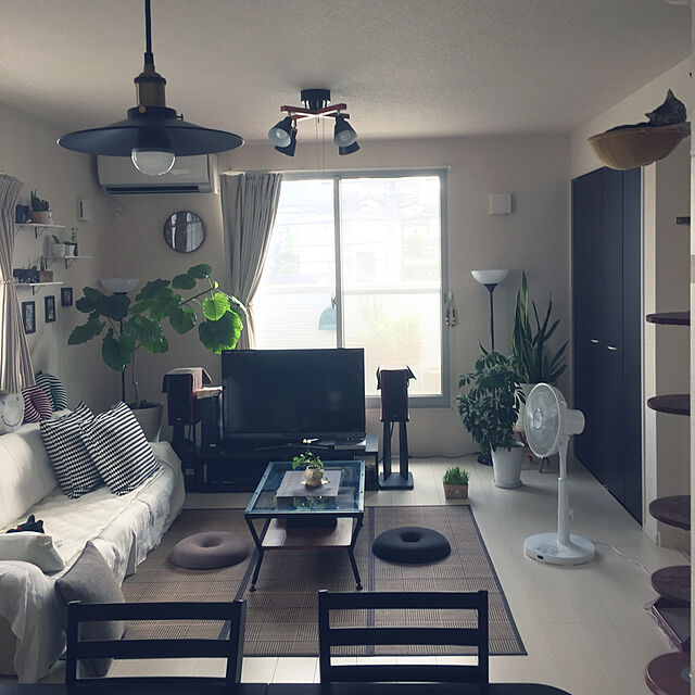 kirinのイケア-IKEA/イケア　NOT　フロアアップライト　ブラック　ホワイトの家具・インテリア写真