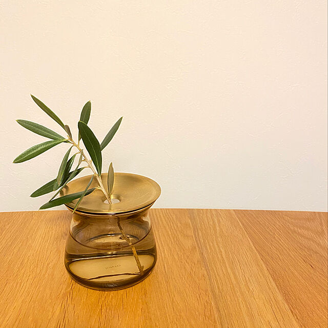 mucilindaのKINTO-KINTO キントー LUNA ベース 8×7cm / 真鍮 フラワーベース 花瓶 北欧 おしゃれ ギフト 父の日 母の日の家具・インテリア写真