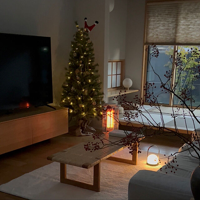 kaedehomeの-Alsace(R)公式 クリスマスツリー 180cm 豊富な枝数 2023ver. 樅 高級 ドイツトウヒ ツリー オーナメント なし アルザス ツリー Alsace おしゃれ ヌードツリー 北欧風 まるで本物 スリム 組み立て5分 散らからないの家具・インテリア写真