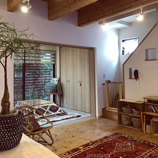 takakoのニトリ-QLスモールクッション(ムートン WH) の家具・インテリア写真