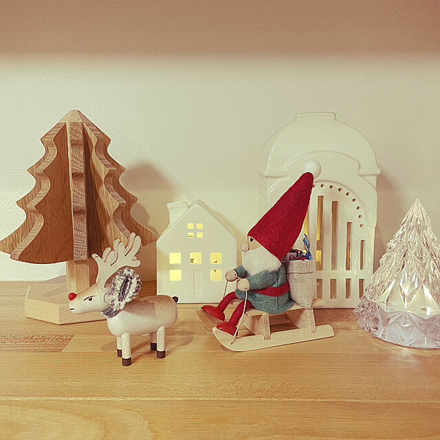 wakaba223の-ノルディカニッセ 2023 新作 そりに乗ったサンタ Joy to the world NORDIKA nisse クリスマス 雑貨 木製 人形 北欧 NRD120758 置物 クリスマスグッズの家具・インテリア写真