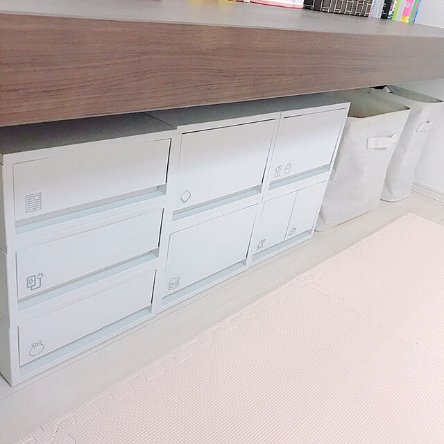 suzuの無印良品-【まとめ買い】ポリプロピレンケース・引出式・深型２個（仕切付）・ホワイトグレー ホワイトグレーの家具・インテリア写真