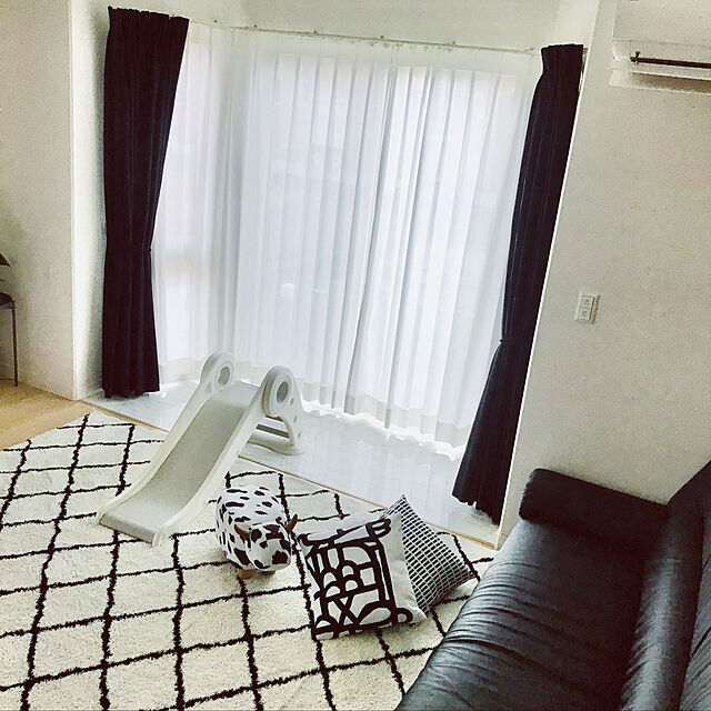 comonaのサカベ-アニマルスツール　ウシ om01 ブラウン ホワイトの家具・インテリア写真