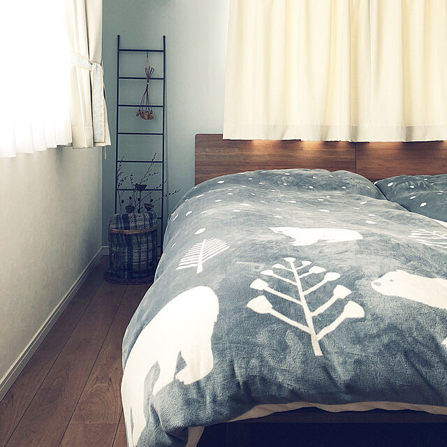 Makikoの無印良品-ベッドフレーム・シングル・ウォールナット材・すのこ仕様の家具・インテリア写真