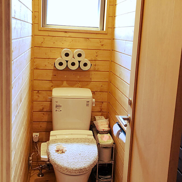 tsucchi-のサンニード-トイレットペーパー 収納 6ロール トイレ ストッカー 棚 おしゃれ 収納棚 壁付け トイレットペーパー入れ cws-3の家具・インテリア写真