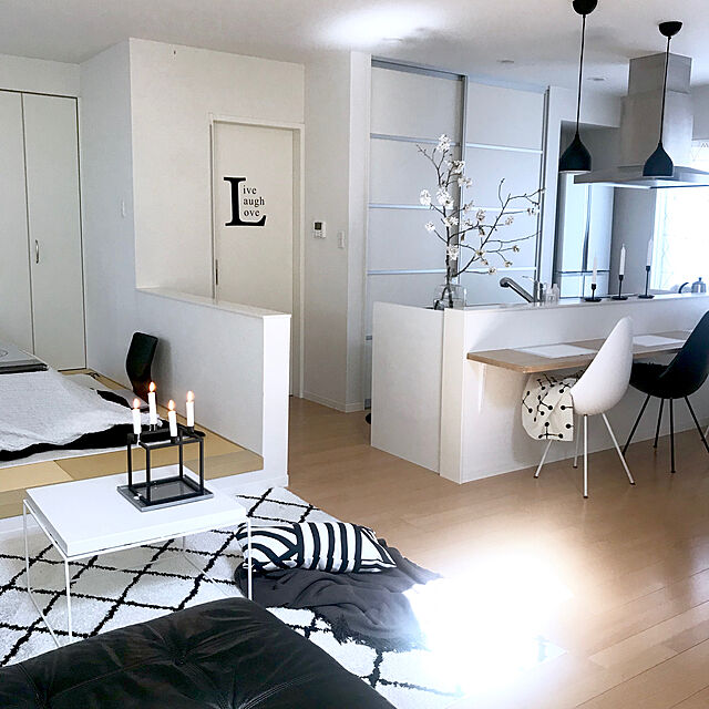 mikiのイケア-ＩＫＥＡ/イケア　SKARVFRO/シェールヴフロー　クッション30x60 cm　ブラック/ホワイトの家具・インテリア写真