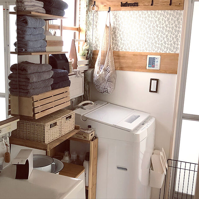 nikoのカモ井加工紙-カモ井加工紙 壁紙用シート - リーフドローイングの家具・インテリア写真