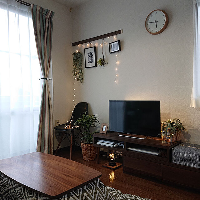 saya-nagaの-salut!(サリュ) 電球型LEDライト ブラックの家具・インテリア写真