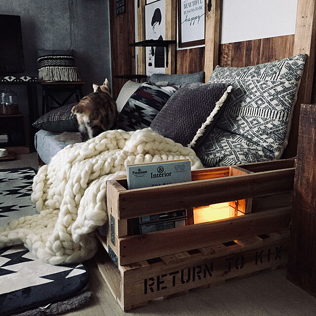 momijiのニトリ-クッションカバー(LNサキゾメキリム) の家具・インテリア写真