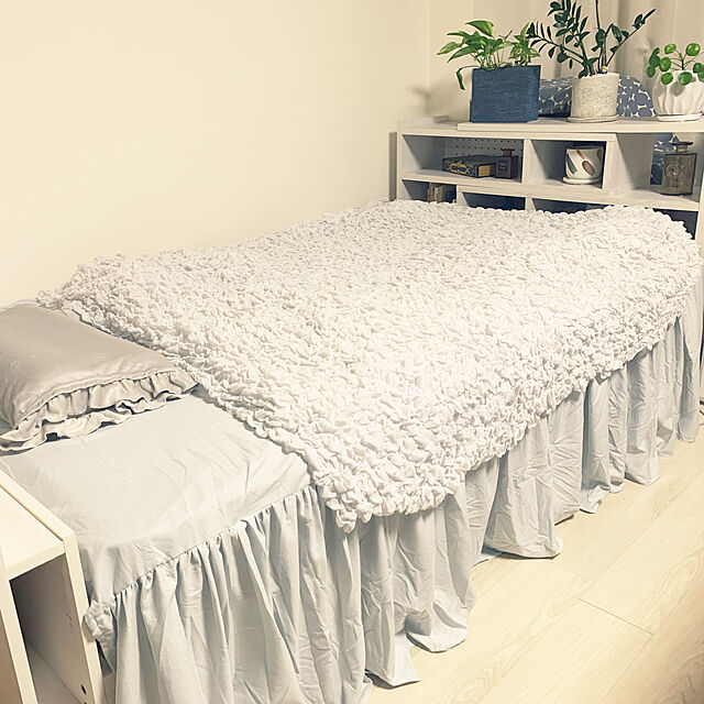 KIRAのニトリ-【デコホーム商品】ノビノビ枕カバー（フリル F5 GY） の家具・インテリア写真