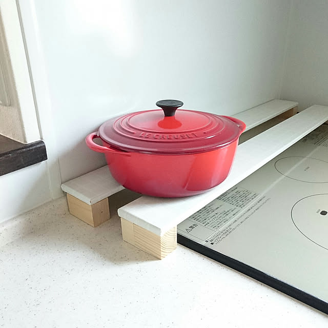 Mie-koの-ル・クルーゼ　LE CREUSET　両手鍋　ココット・オーバル　27cm　4.1L　IH対応　ホーロー製 （ 送料無料 ホーロー鍋 調理器具 ルクルーゼ 楕円形 琺瑯鍋 ほうろう 鋳物 IH調理器具 蓋付き フタ付き ココットオーバル ）の家具・インテリア写真