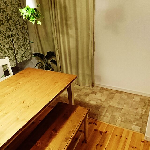 Yosiakiのベストワン-北欧レッドパイン 無垢フローリング 床材 エンドマッチ 無塗装 15x112x3850mm 8枚入の家具・インテリア写真
