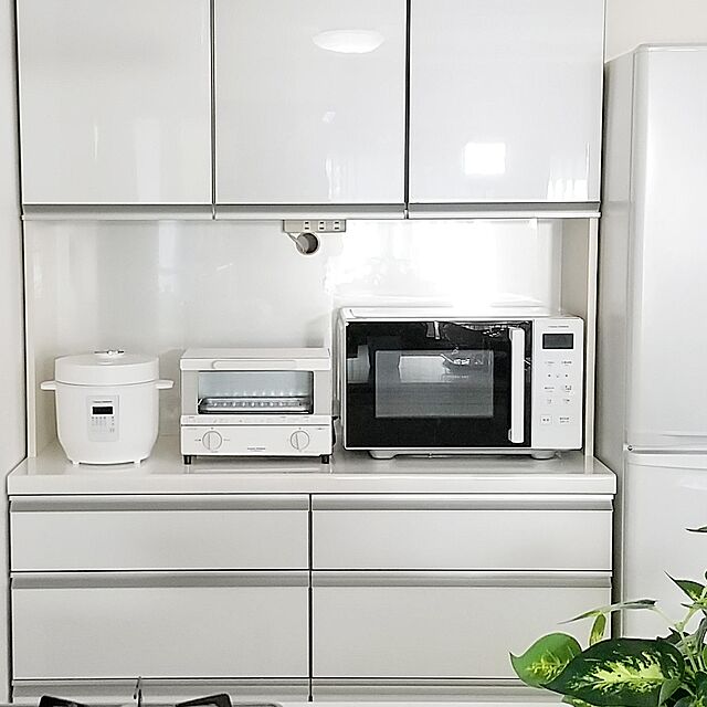 yuasa_primusの-ユアサプライムス 炊飯器 3合 YHS-300C(W) ホワイト 調理機能搭載 炊飯ジャー 白米 おかゆ 早炊き スープ 一人暮らし コンパクト おしゃれな羽根付きデザイン LED表示 YHS300CW YUASAの家具・インテリア写真