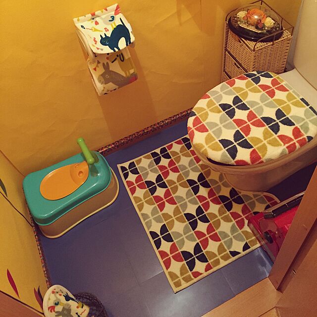 ponsのOmelas(オメラース)-（オメラース）Omelas シンプル トイレブラシ ケース 付き ブラシセット トイレ用品 (黄色)の家具・インテリア写真