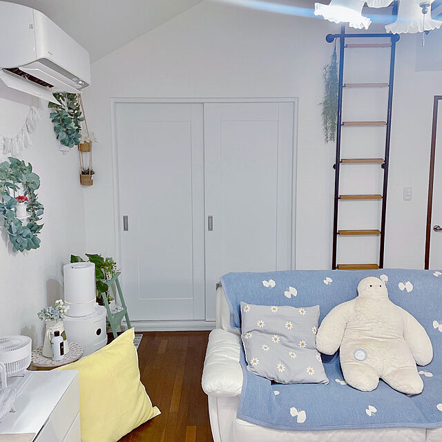 miyuのイケア-NATTSLÄNDA ナットスレンダ クッションカバーの家具・インテリア写真