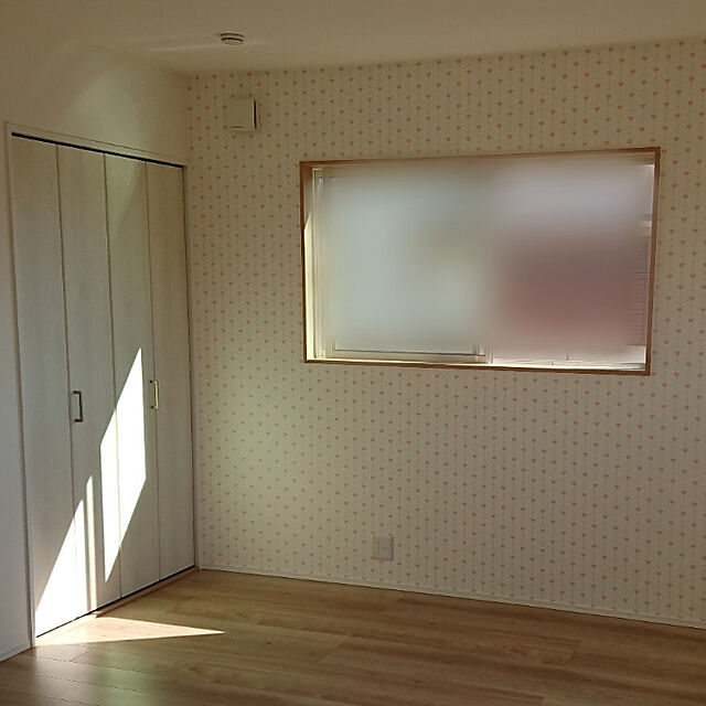 Megumiの-【 壁紙 のりなし 】 壁紙 のりなし クロス ポップ ハート 防かび シンコール BB-1846の家具・インテリア写真