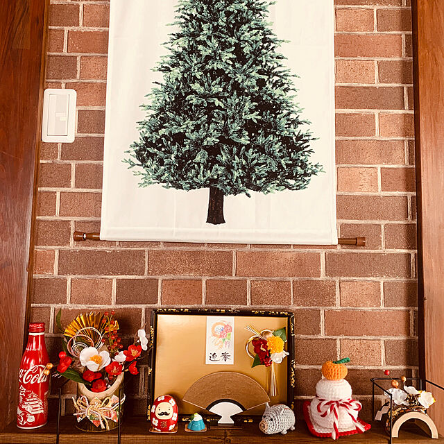 hichamiの藤久株式会社-クリスマスツリー タペストリー蓄光ミニサイズ ウッド柄パネル オックス カットクロスの家具・インテリア写真