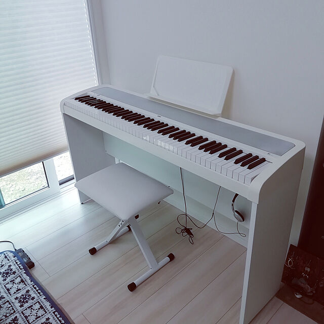 asukaの-KORG B1 BK 専用スタンド・イス・ヘッドホンセット(お手入れセット付き) 電子ピアノ 88鍵盤 【コルグ】 【オンライン限定】の家具・インテリア写真