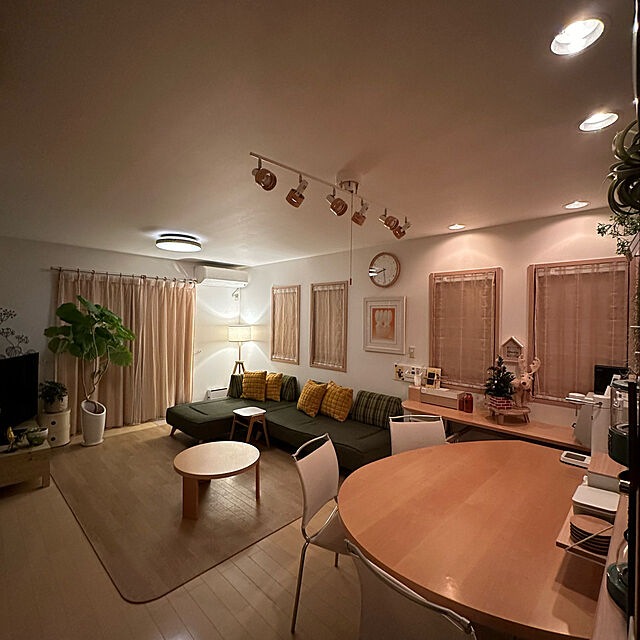 miyuの-【BELLE MAISON DAYS】角が丸いスタッキングスツールの家具・インテリア写真