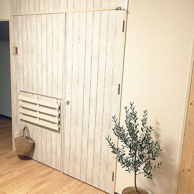 KleinwaldのYYT-YYT 壁紙シール 木目シート 45cm×10m (アンティークホワイト) 木目調 はがせるの家具・インテリア写真
