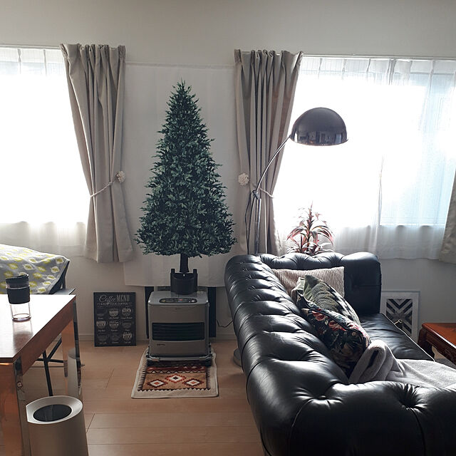 nobiの-Tokai トーカイ　クリスマスツリー　タペストリー　ウッド柄　オックス  90cm×146cmの家具・インテリア写真