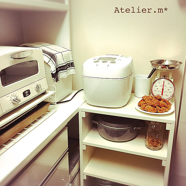 Atelier.mのタイガー魔法瓶-炊飯器 タイガー 圧力 IH JPB-H182WU ホワイト 土鍋 コーティング IH 炊飯器 1升 炊飯ジャー 圧力IH 圧力IH炊飯器 麦ごはん おしゃれの家具・インテリア写真